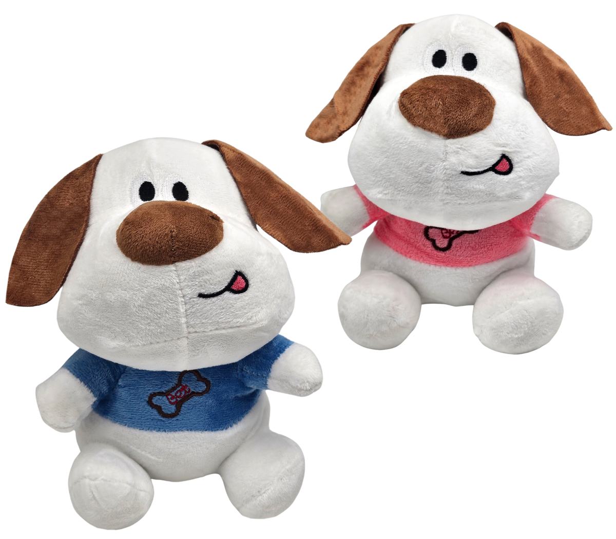 Psík sediaci v tričku